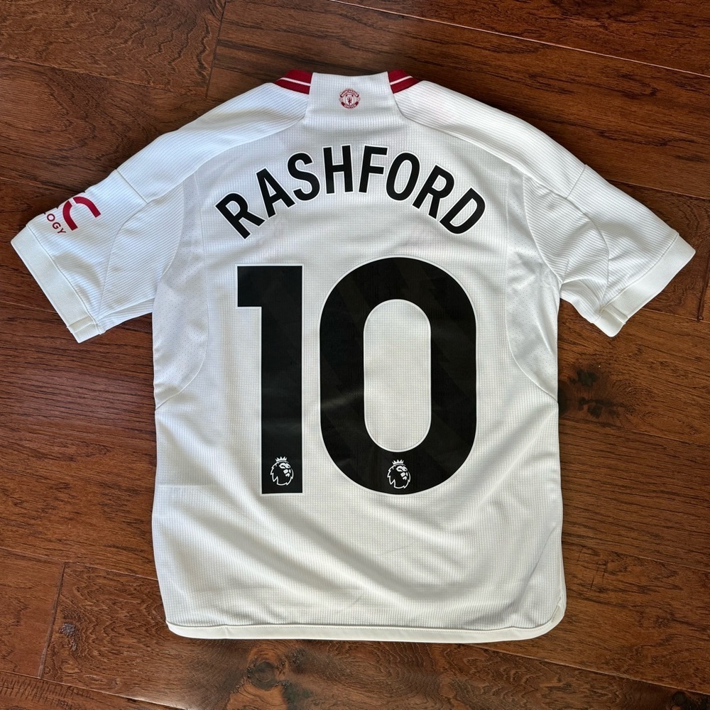 NWOT Marcus Rashford Adidas Manchester United Replica Jersey, size 11-12 Medium - Picture 9 of 13
